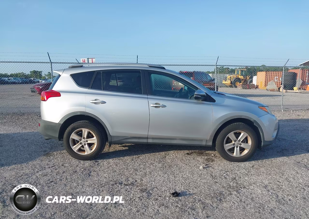 2014 Toyota Rav4 Xle VIN:2T3WFREV1EW110754 - 13