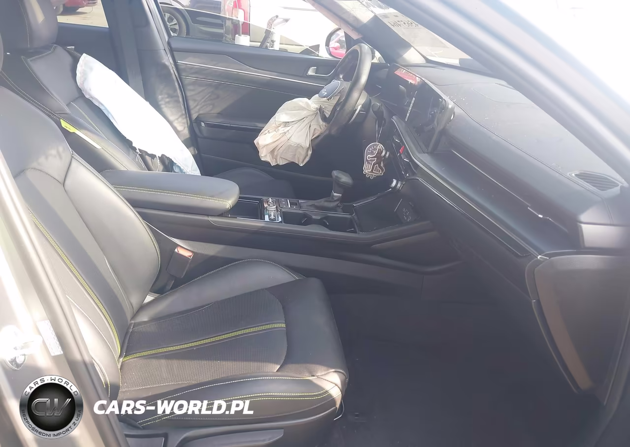 2025 Kia K5 Gt VIN:KNAG44J87S5350808 - 5