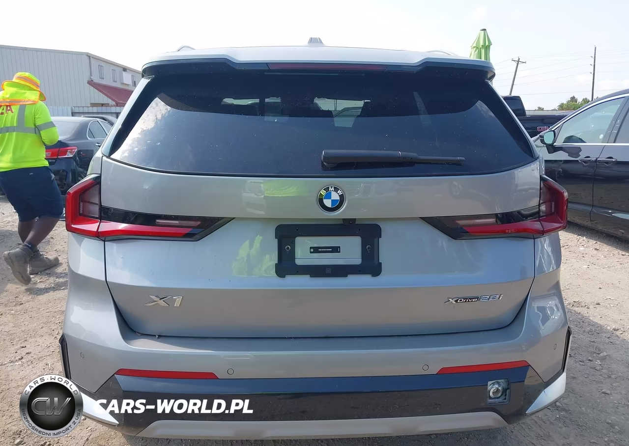 2026 BMW X1 xDrive28I VIN:WBX73EF00T5636969 - 16