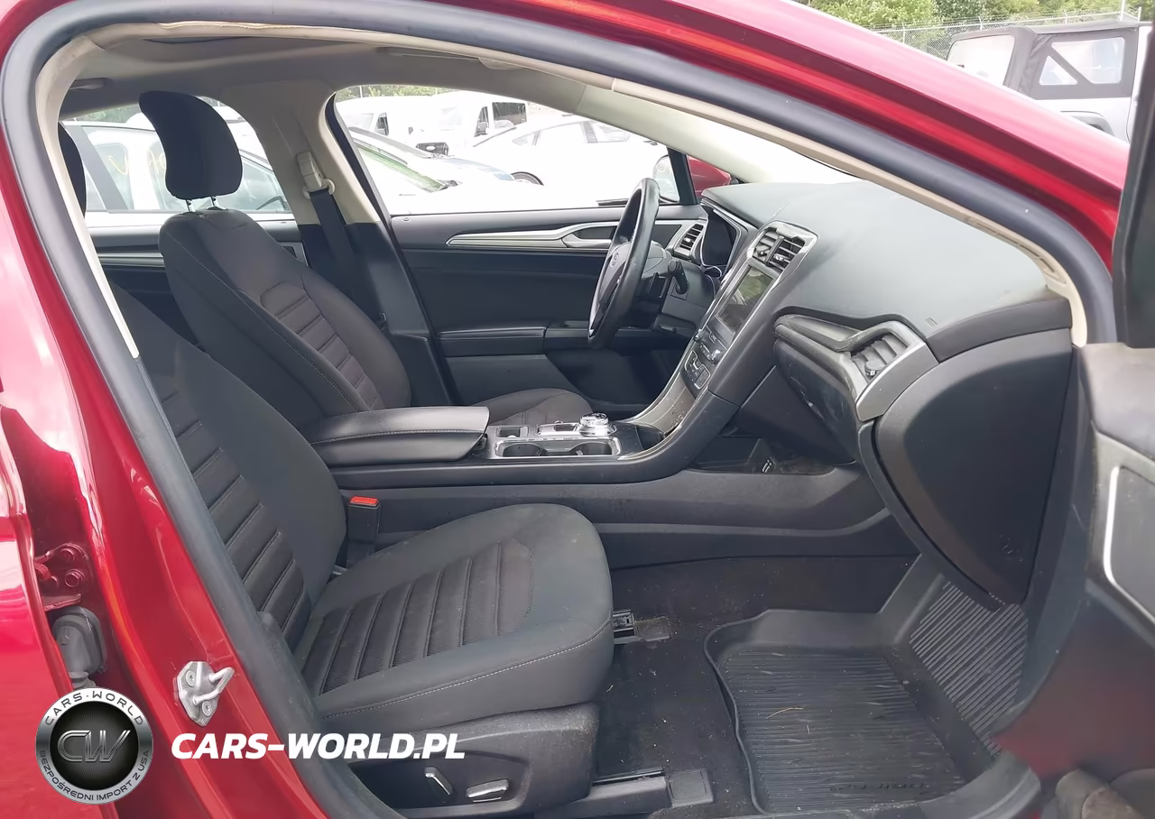 2019 Ford Fusion Se VIN:3FA6P0T96KR227847 - 5