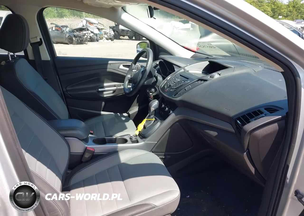 2016 Ford Escape Se VIN:1FMCU9GX7GUA87967 - 5