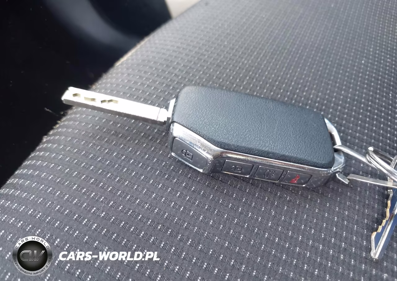 2019 Kia Forte Lxs VIN:3KPF24AD6KE059142 - 11