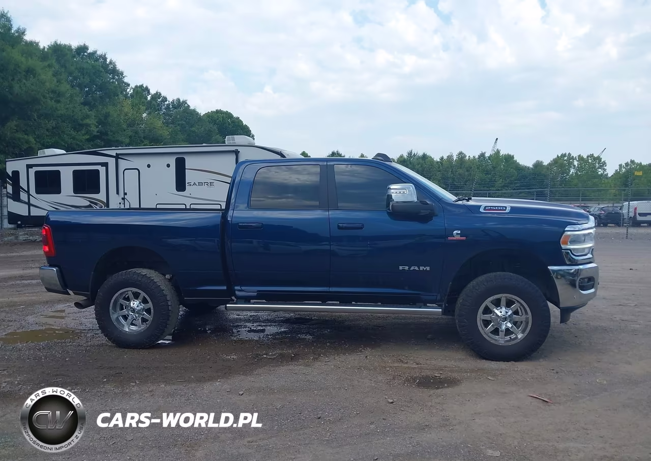 2024 Ram 2500 VIN:3C6UR5FL2RG368282 - 13