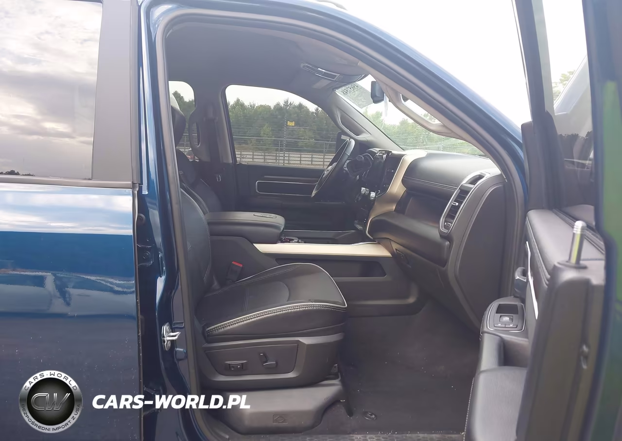 2024 Ram 2500 VIN:3C6UR5FL2RG368282 - 5