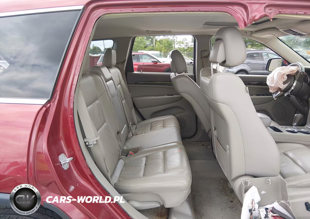 2013 Jeep Grand Cherokee Laredo VIN:1C4RJFAG6DC650247 - 8