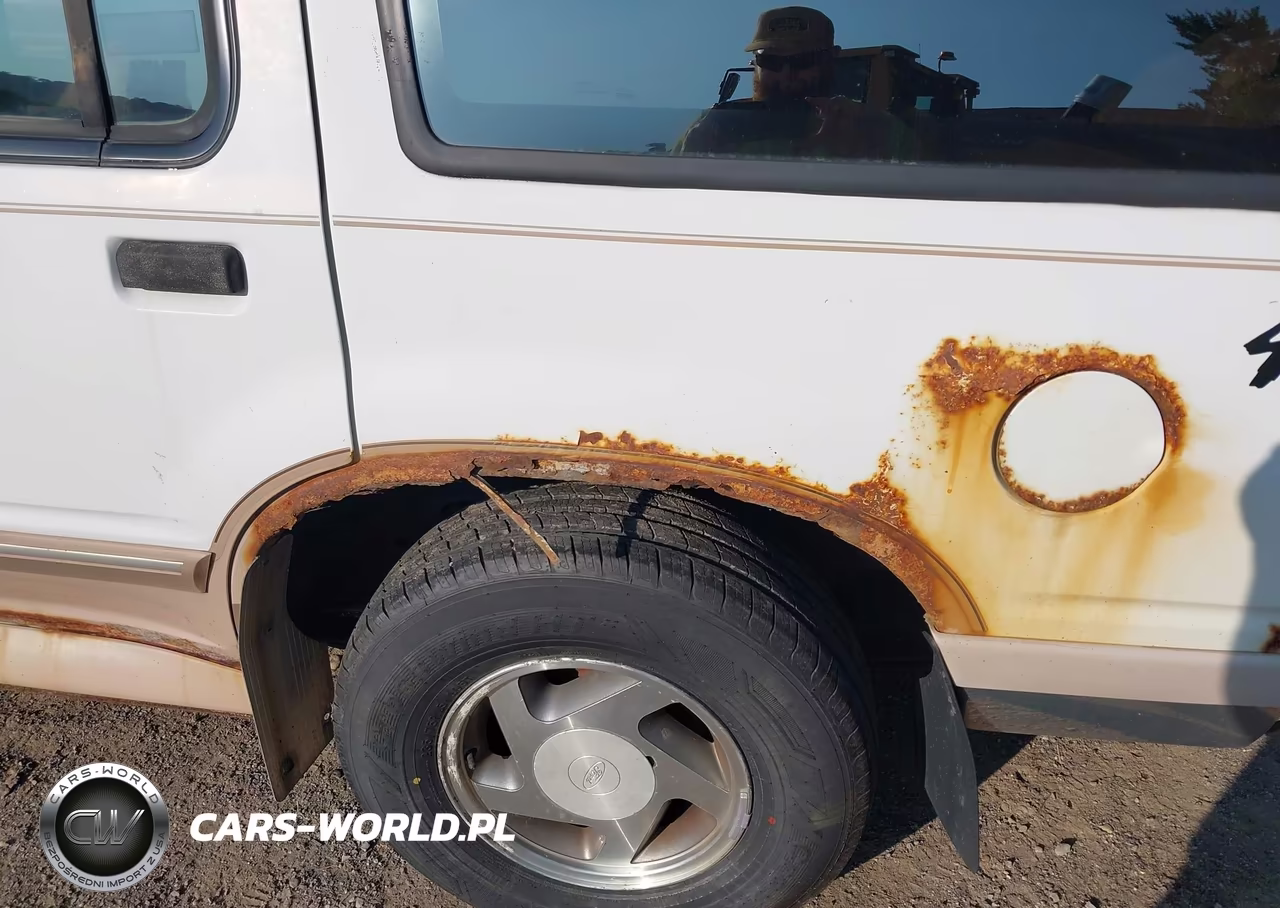 1992 Ford Bronco VIN:1FMDU34X8RUC33348 - 6