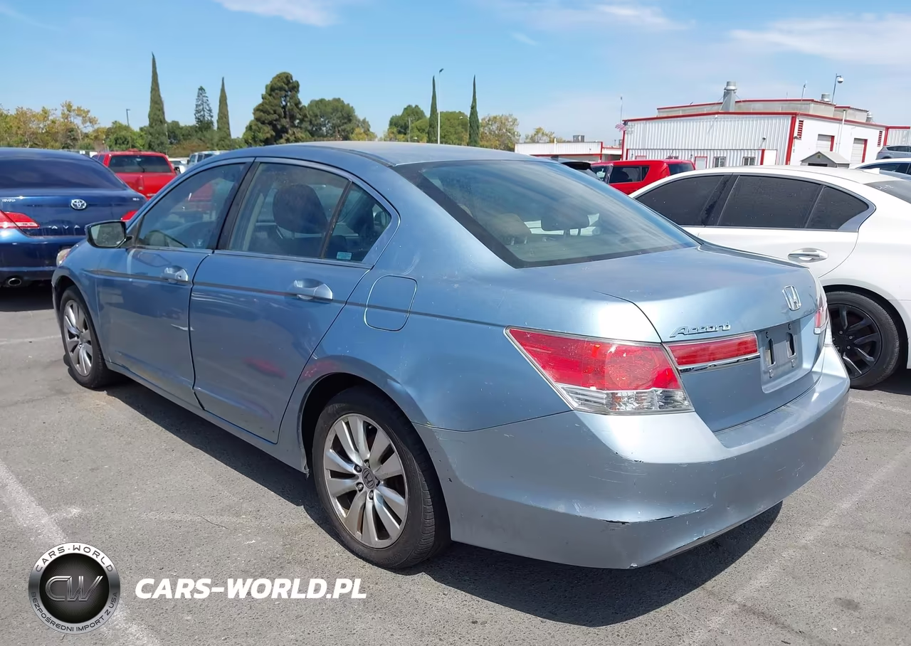 2012 Honda Accord 2.4 Ex VIN:1HGCP2F74CA132851 - 3