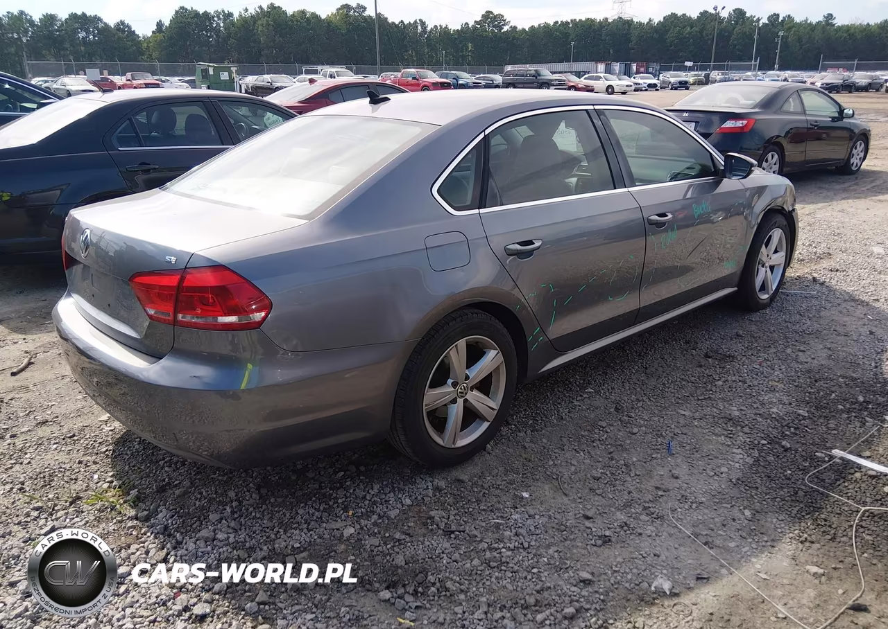 2012 Volkswagen Passat 2.5L Se VIN:1VWBH7A39CC013638 - 4