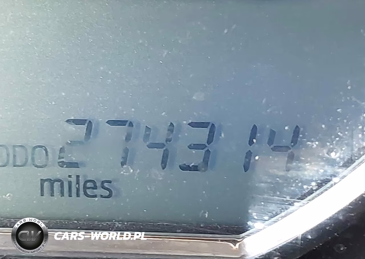 2014 Toyota Corolla Le Plus VIN:2T1BURHE3EC142132 - 15