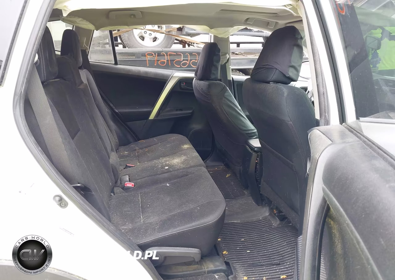 2013 Toyota Rav4 Xle VIN:JTMRFREV7DD044347 - 8
