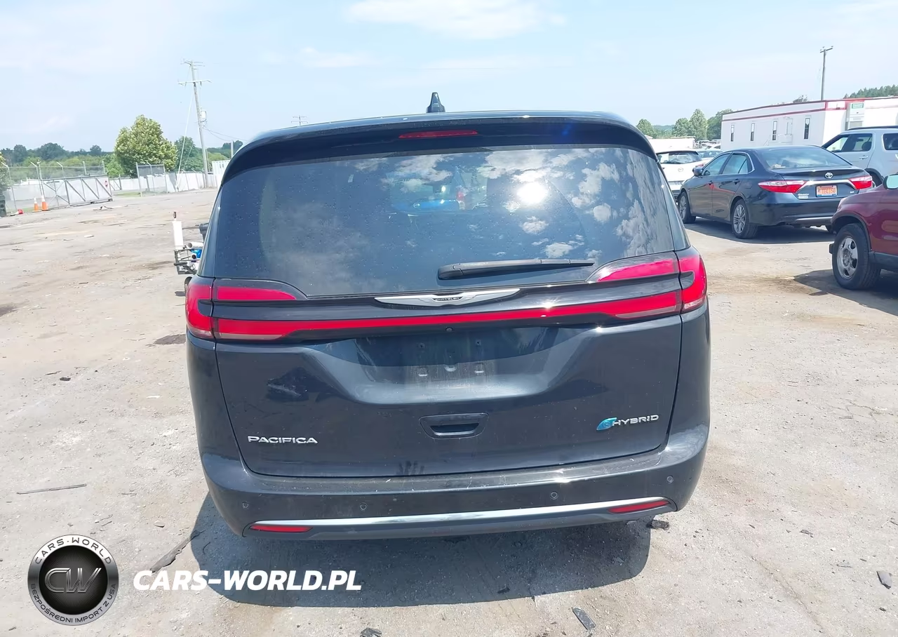 2023 Chrysler Pacifica Hybrid Touring L VIN:2C4RC1L72PR632107 - 16