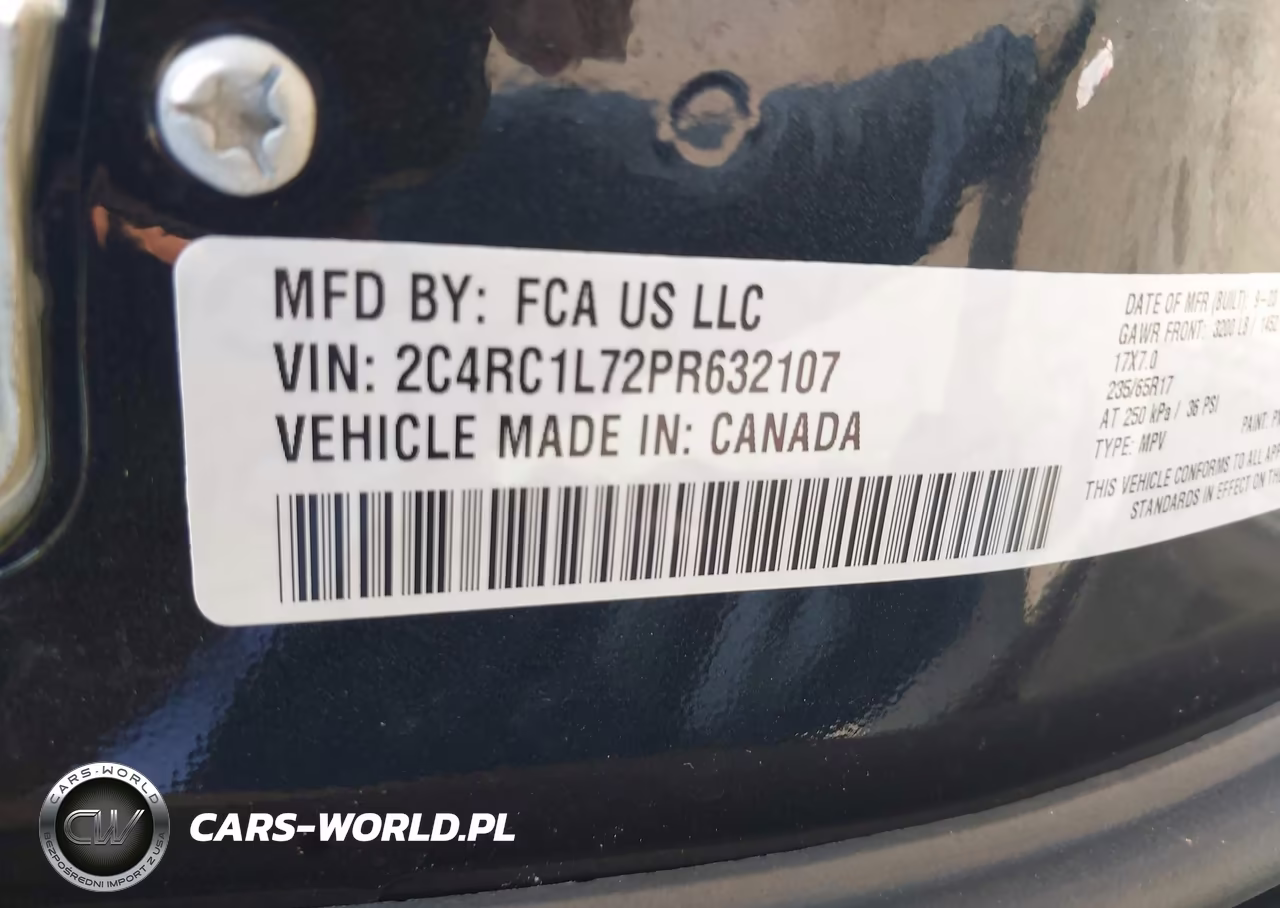 2023 Chrysler Pacifica Hybrid Touring L VIN:2C4RC1L72PR632107 - 9