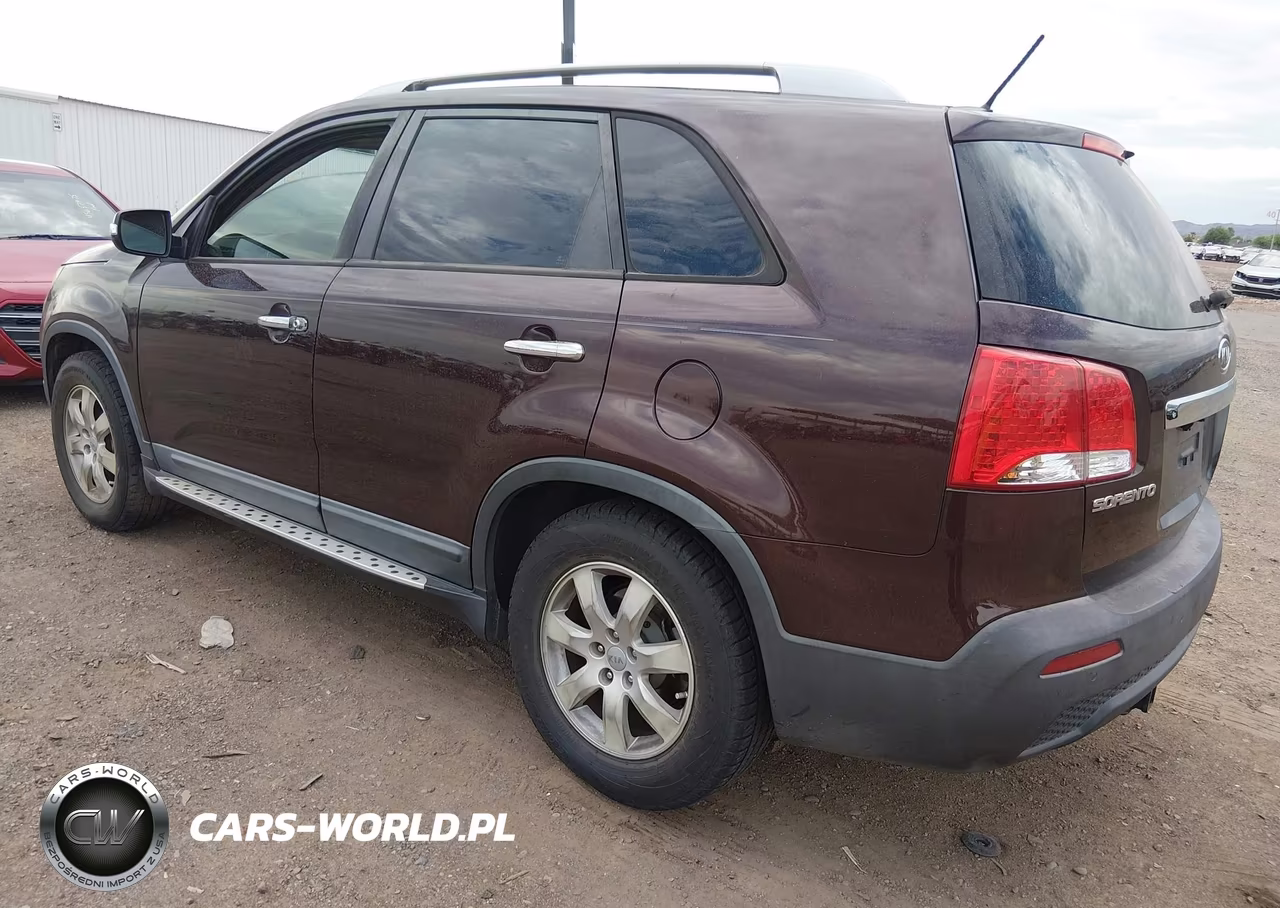 2012 Kia Sorento Lx VIN:5XYKT3A69CG238674 - 3