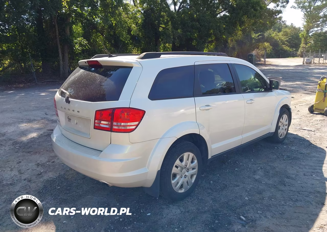 2018 Dodge Journey Se VIN:3C4PDCAB0JT243171 - 4
