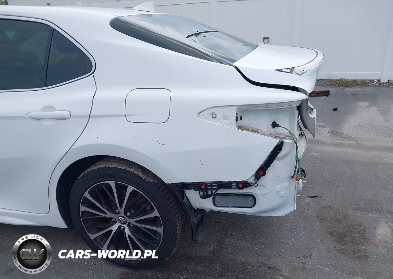 2019 Toyota Camry Se VIN:4T1B11HK0KU727339 - 19
