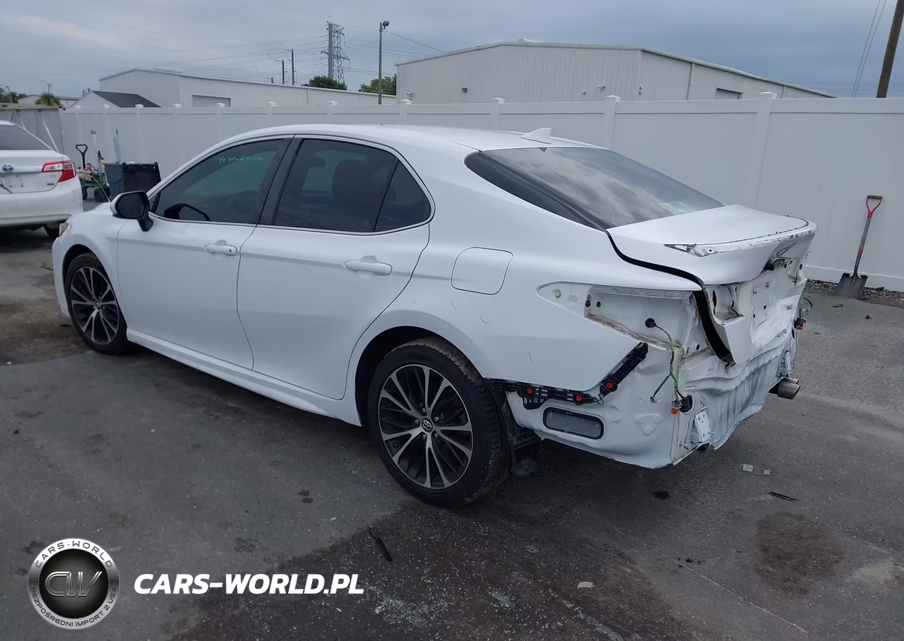 2019 Toyota Camry Se VIN:4T1B11HK0KU727339 - 3