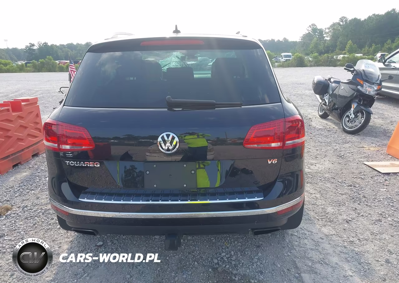 2016 Volkswagen Touareg Vr6 Lux VIN:WVGEF9BP9GD004985 - 16