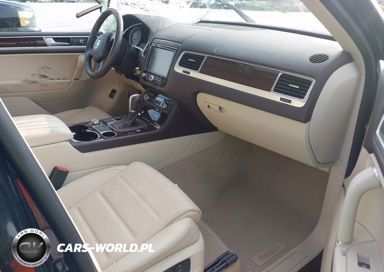 2016 Volkswagen Touareg Vr6 Lux VIN:WVGEF9BP9GD004985 - 5