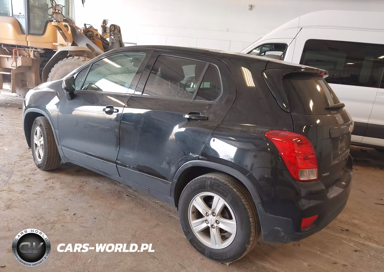 2020 Chevrolet Trax Fwd Ls VIN:KL7CJKSBXLB089389 - 3