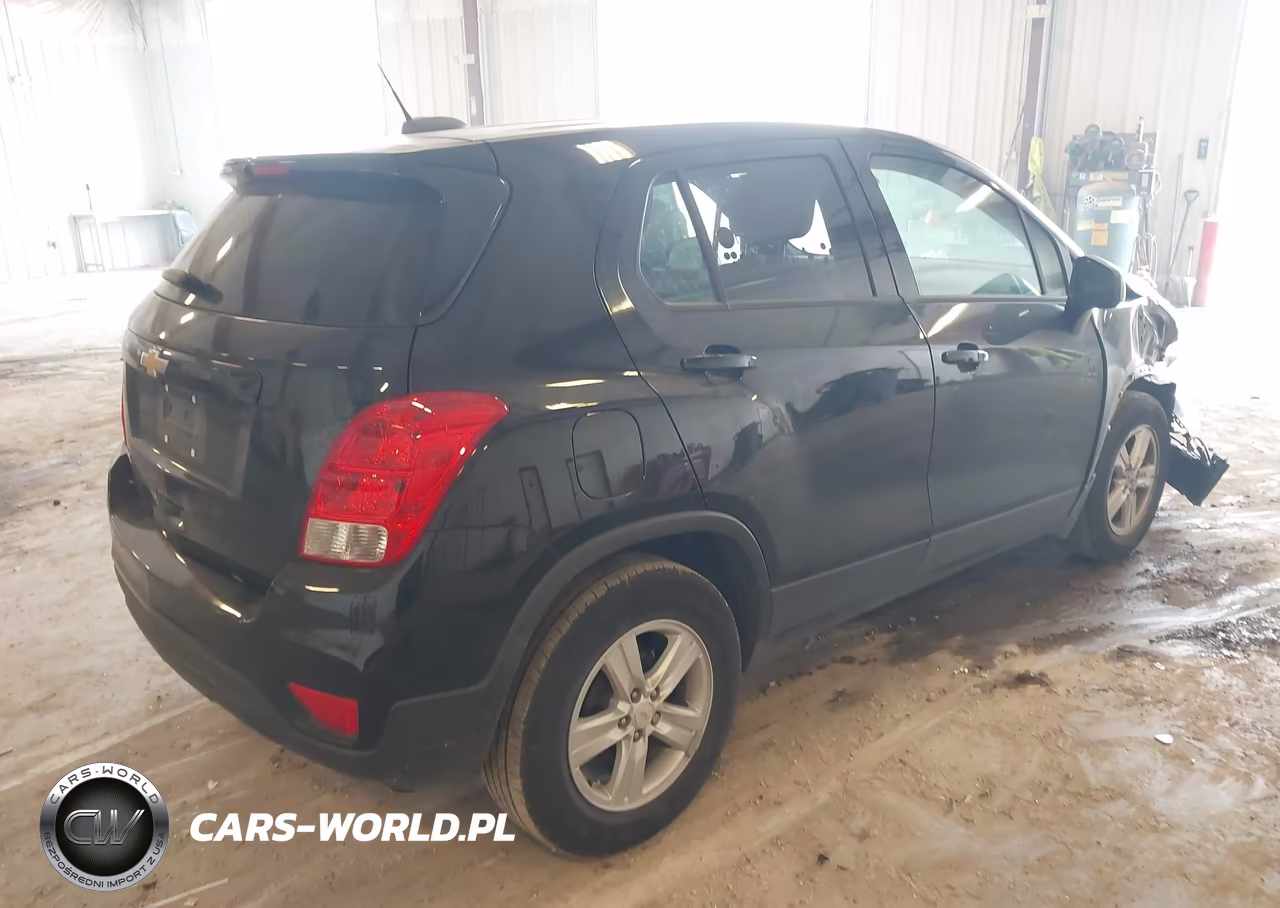 2020 Chevrolet Trax Fwd Ls VIN:KL7CJKSBXLB089389 - 4