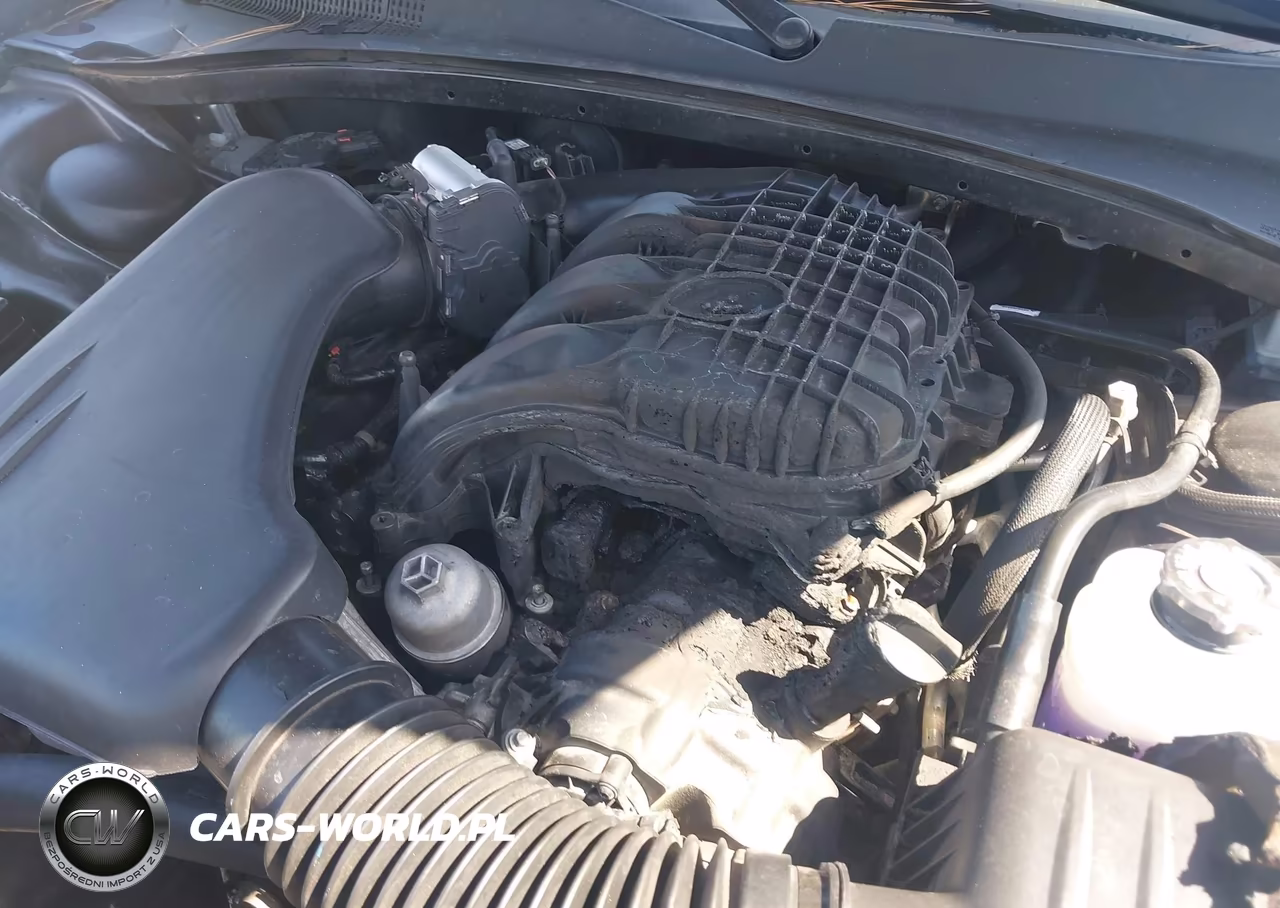 2018 Chrysler 300 300S VIN:2C3CCABG2JH227745 - 6