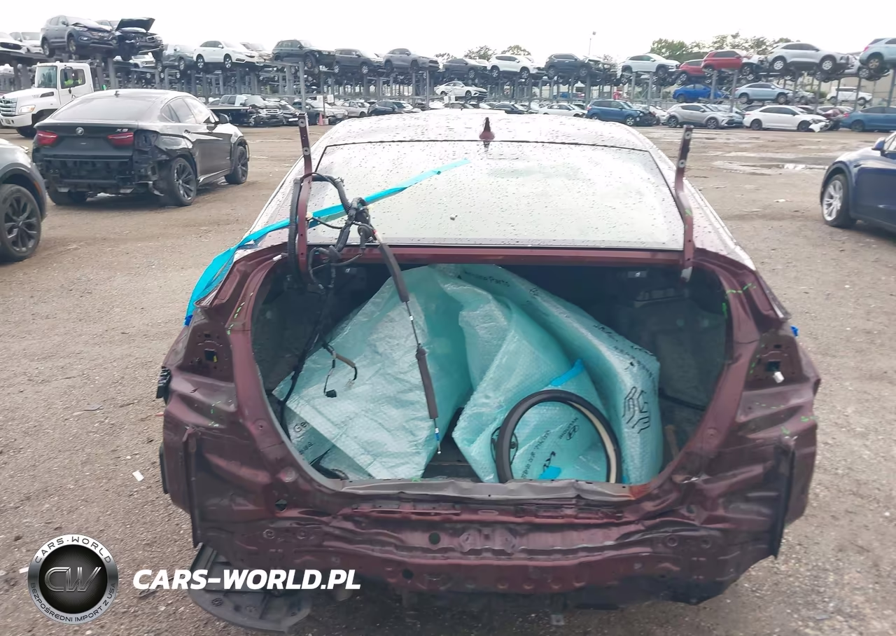 2018 Honda Clarity Plug-In Hybrid VIN:JHMZC5F19JC020404 - 16