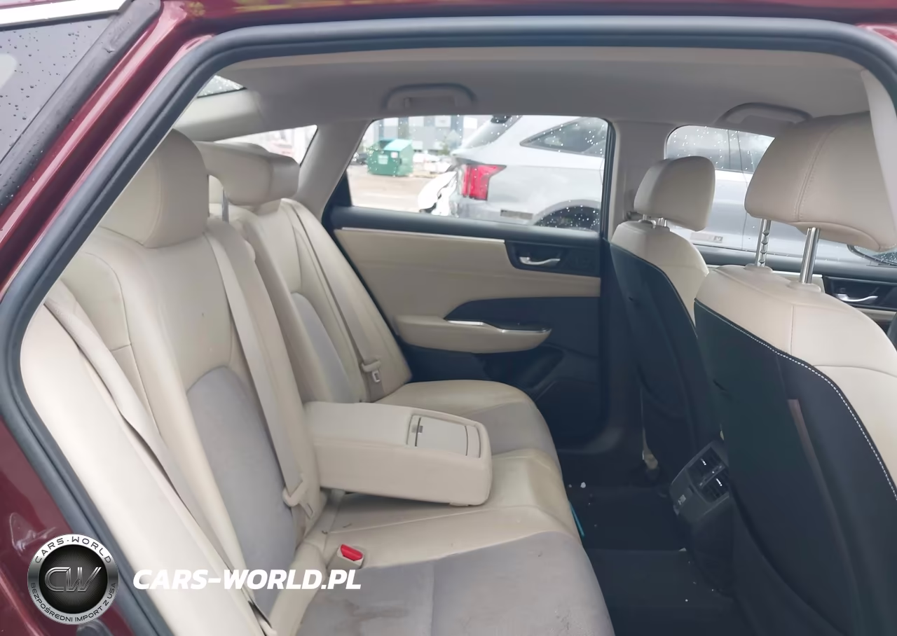2018 Honda Clarity Plug-In Hybrid VIN:JHMZC5F19JC020404 - 8