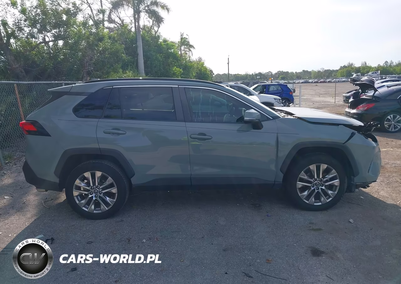 2021 Toyota Rav4 Xle Premium VIN:2T3C1RFVXMC087135 - 14
