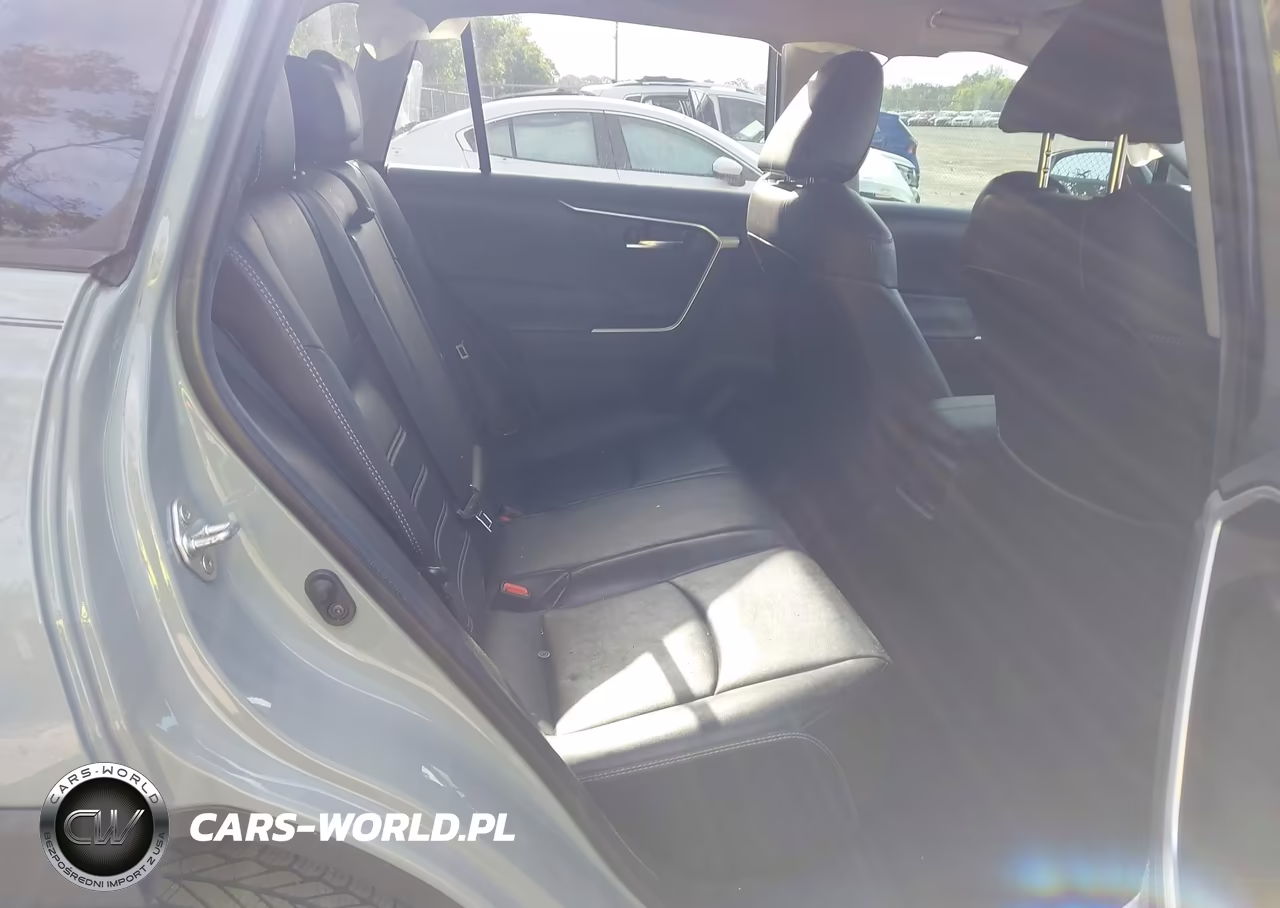 2021 Toyota Rav4 Xle Premium VIN:2T3C1RFVXMC087135 - 8