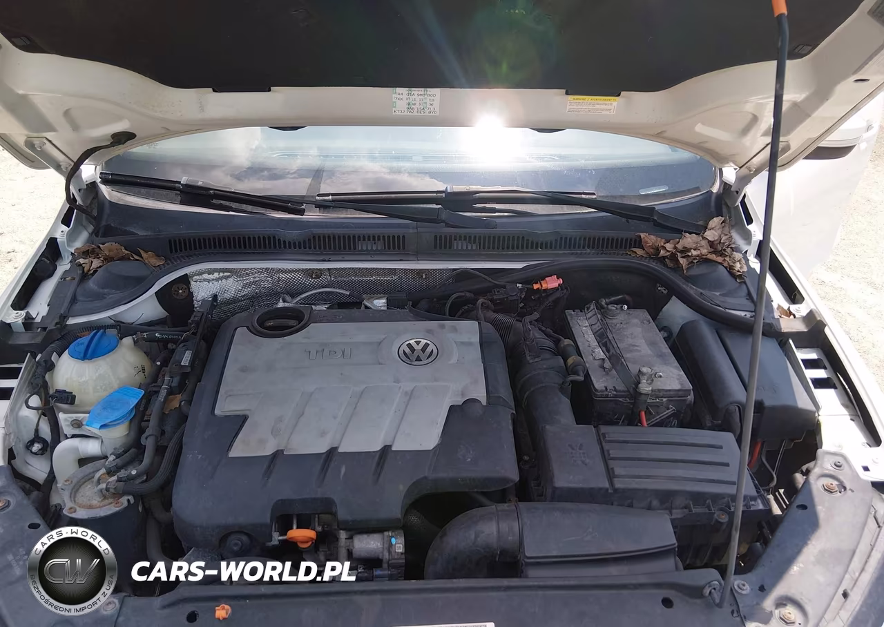 2012 Volkswagen Jetta 2.0L Tdi VIN:3VWLL7AJ2CM033021 - 10