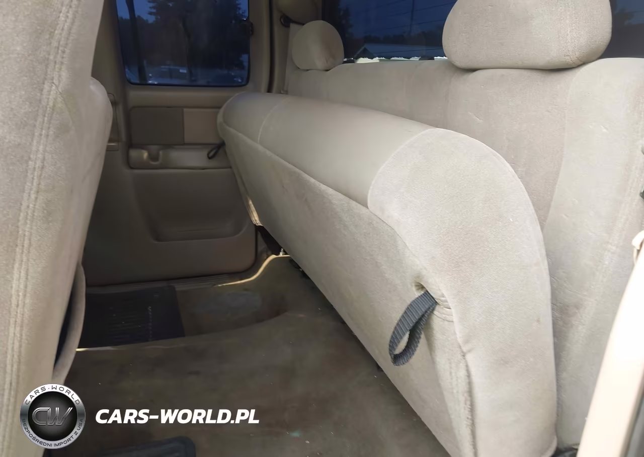 2003 Chevrolet Silverado 2500Hd Ls VIN:1GCHK29G53E330572 - 8