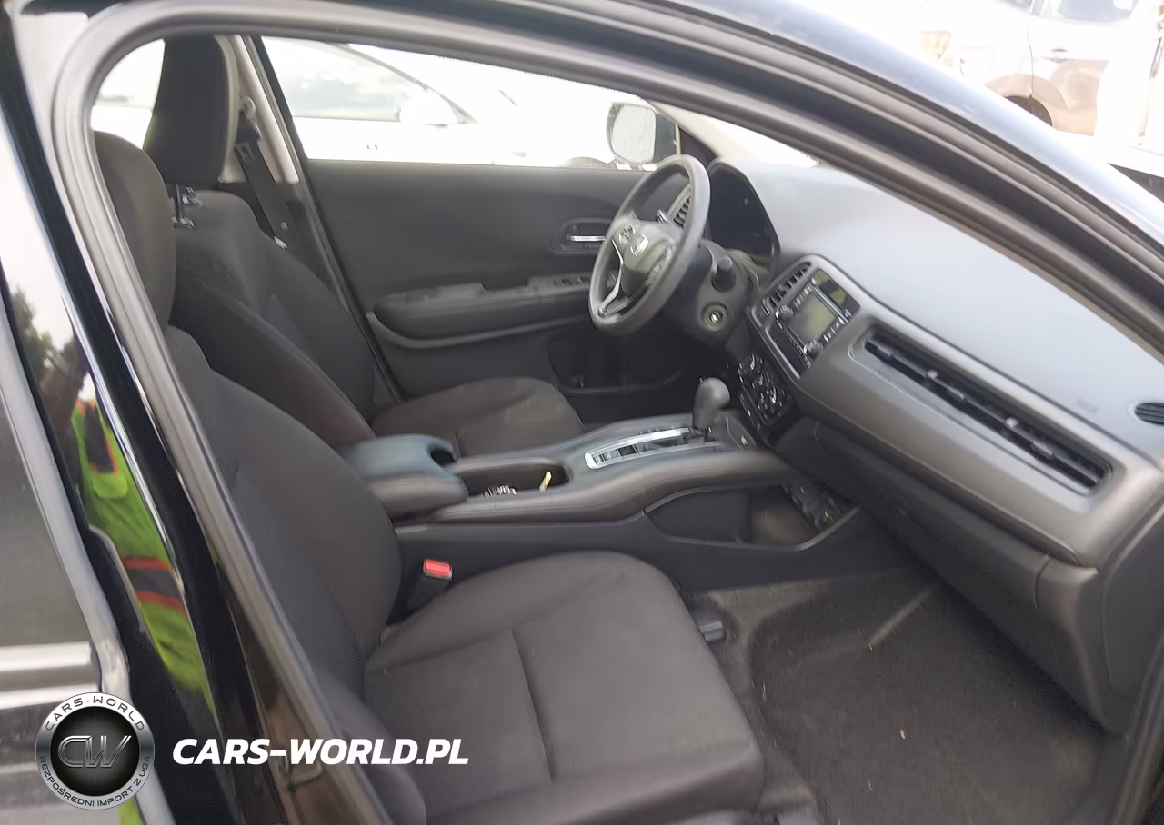 2017 Honda Hr-V Lx VIN:3CZRU6H31HG708675 - 5