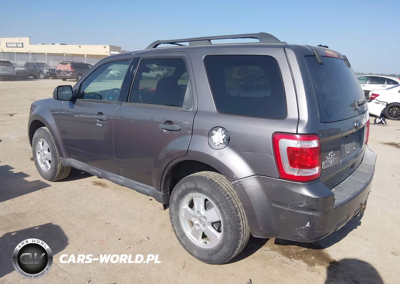 2010 Ford Escape Xlt VIN:1FMCU9DG3AKC48712 - 3