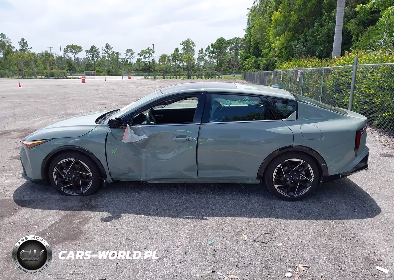 2025 Kia K4 Gt-Line VIN:3KPFW4DE1SE227049 - 14