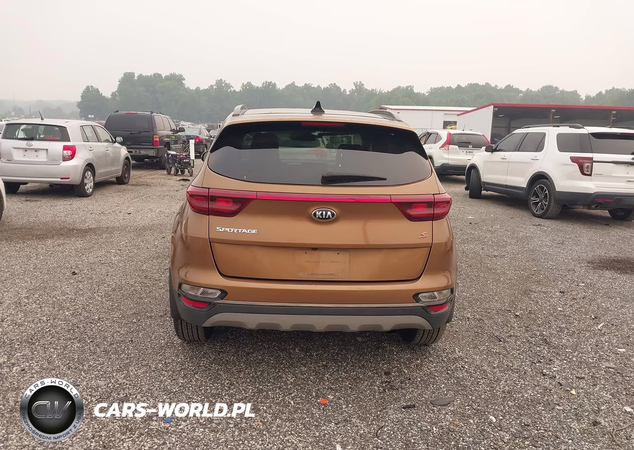 2020 Kia Sportage S VIN:KNDP6CAC2L7709743 - 17