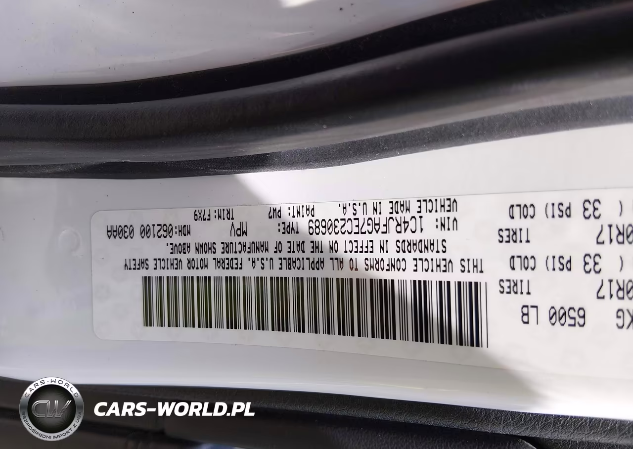 2014 Jeep Grand Cherokee Laredo VIN:1C4RJFAG7EC230689 - 9