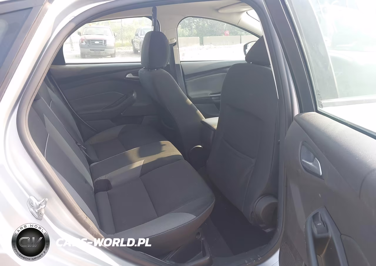 2014 Ford Focus Se VIN:1FADP3K26EL181419 - 8