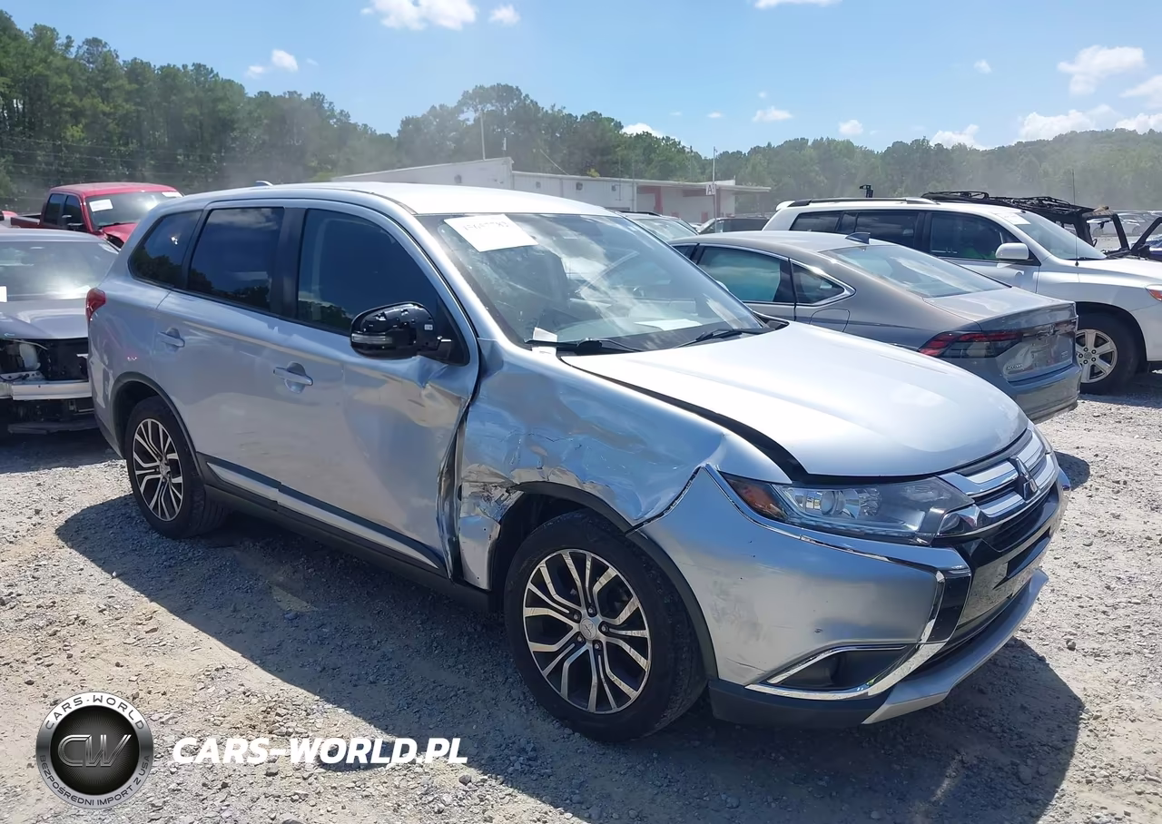 2017 Mitsubishi Outlander Se-Sel – zdjęcie 1 z 15