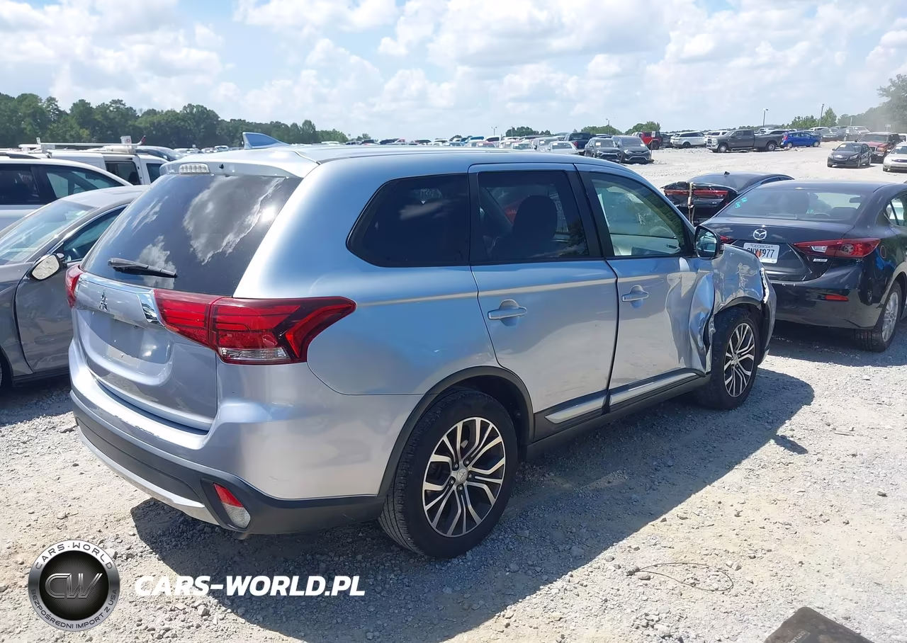 2017 Mitsubishi Outlander Se-Sel VIN:JA4AD3A39HZ000261 - 4