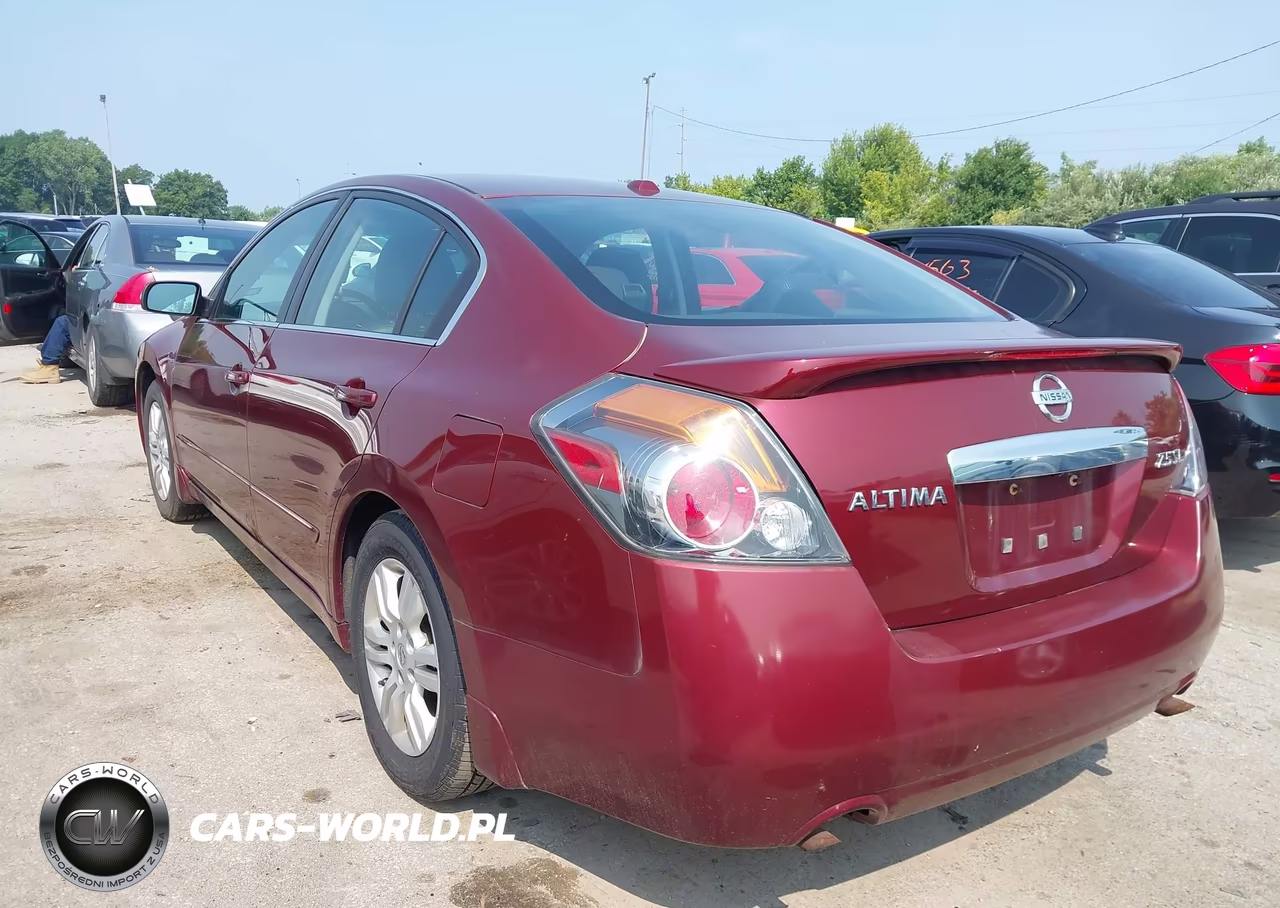 2011 Nissan Altima 2.5 S VIN:1N4AL2AP4BN406703 - 3