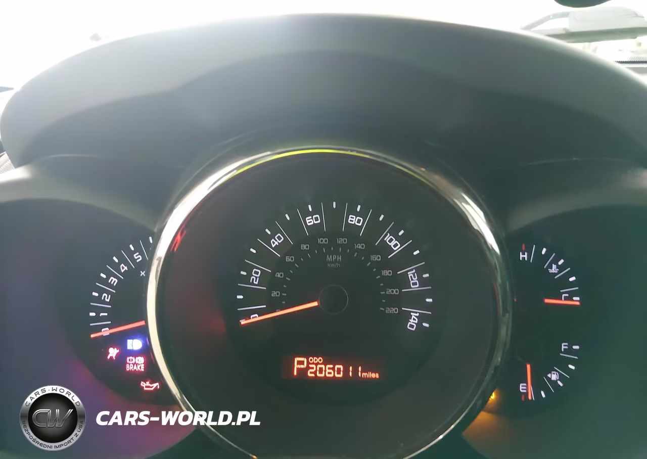 2011 Kia Soul + VIN:KNDJT2A27B7310373 - 7