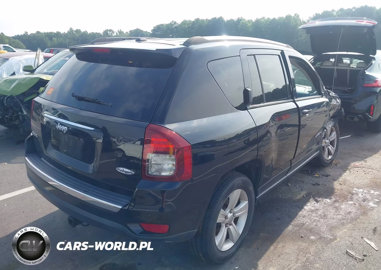 2015 Jeep Compass High Altitude Edition VIN:1C4NJDEB2FD120064 - 4