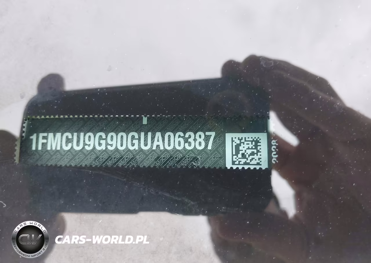 2016 Ford Escape Se VIN:1FMCU9G90GUA06387 - 9