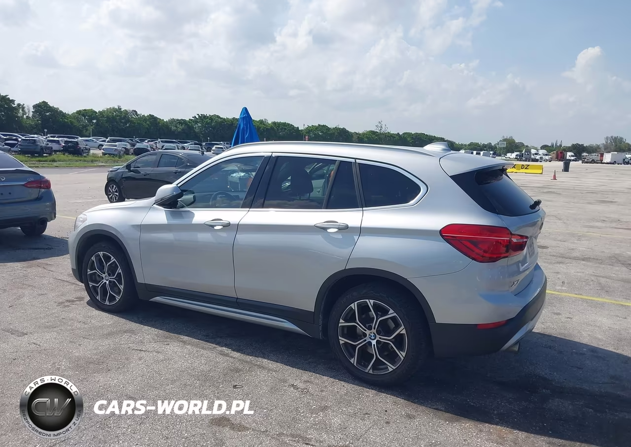 2021 BMW X1 Sdrive28I VIN:WBXJG7C07M5T66022 - 3