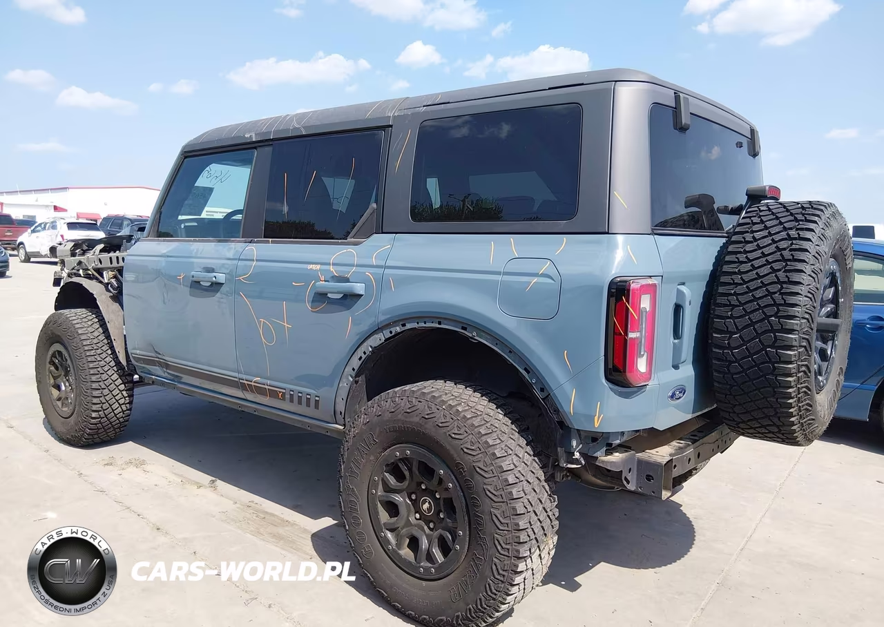 2021 Ford Bronco First Edition VIN:1FMEE5EP0MLA40671 - 15