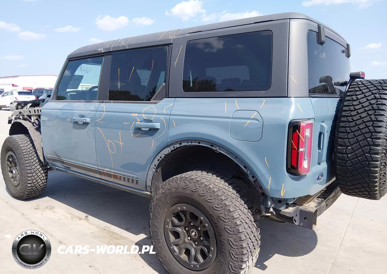 2021 Ford Bronco First Edition VIN:1FMEE5EP0MLA40671 - 21