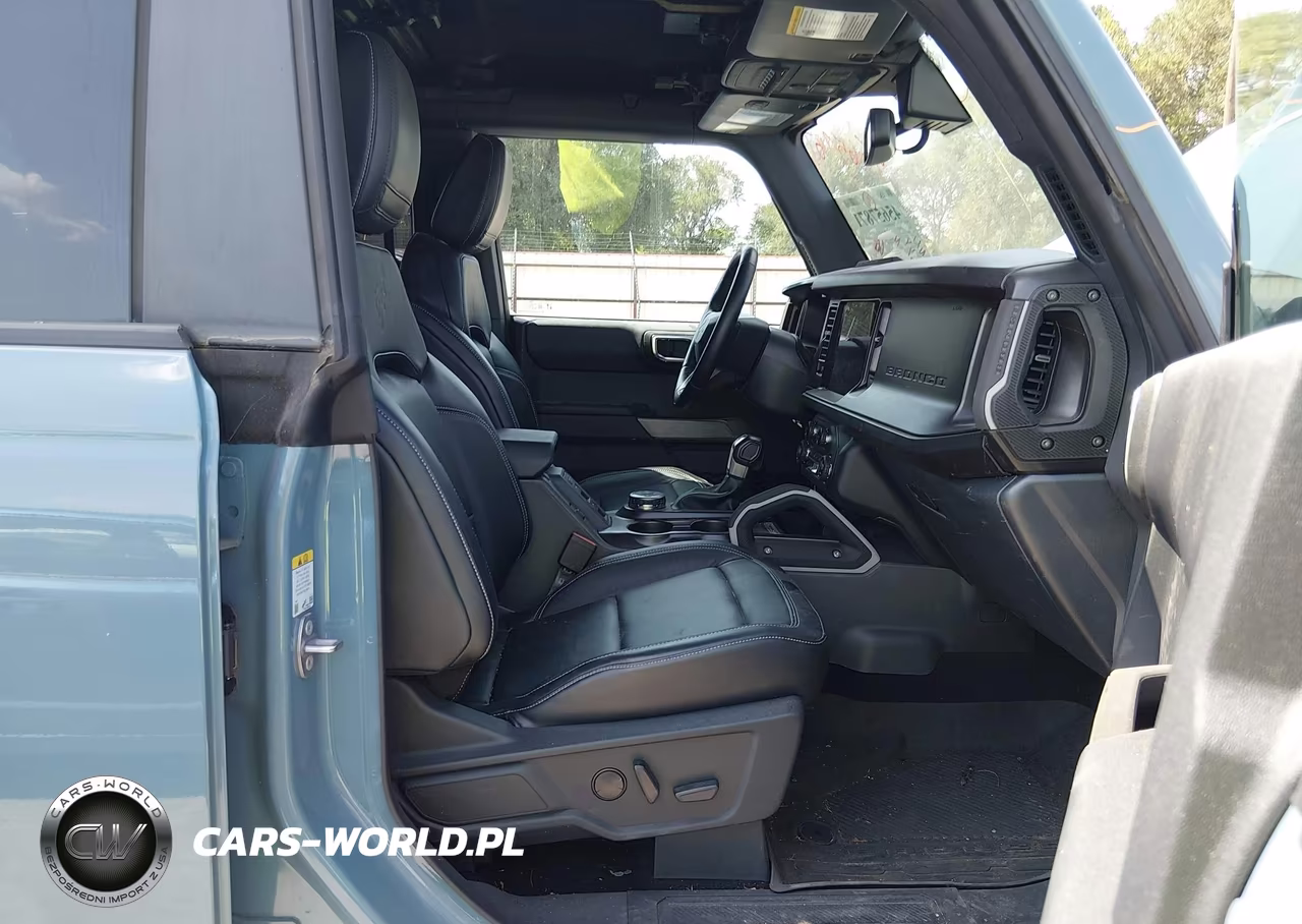 2021 Ford Bronco First Edition VIN:1FMEE5EP0MLA40671 - 5
