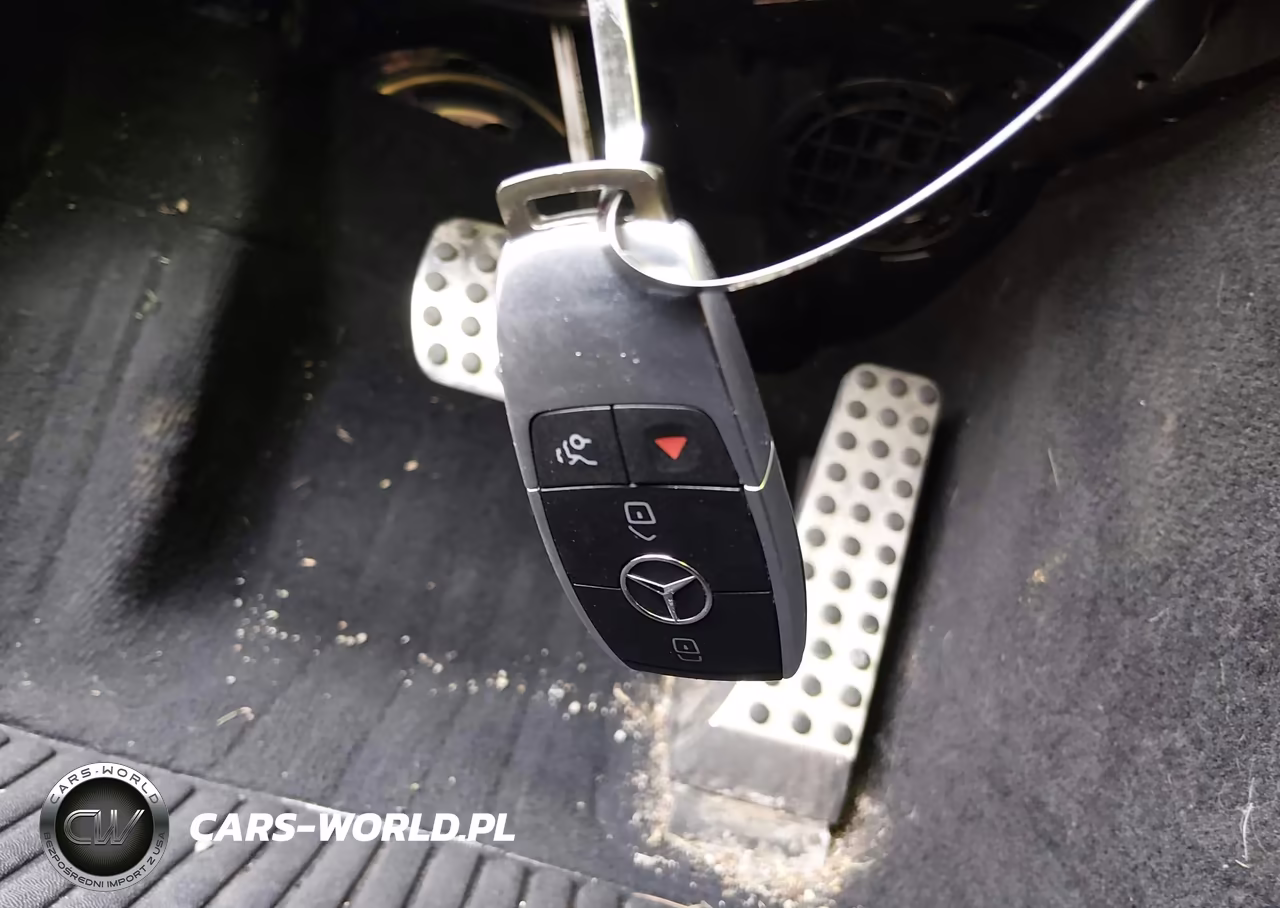 2020 Mercedes-Benz Amg C 43 4Matic VIN:W1KWF6EB7LR585770 - 11