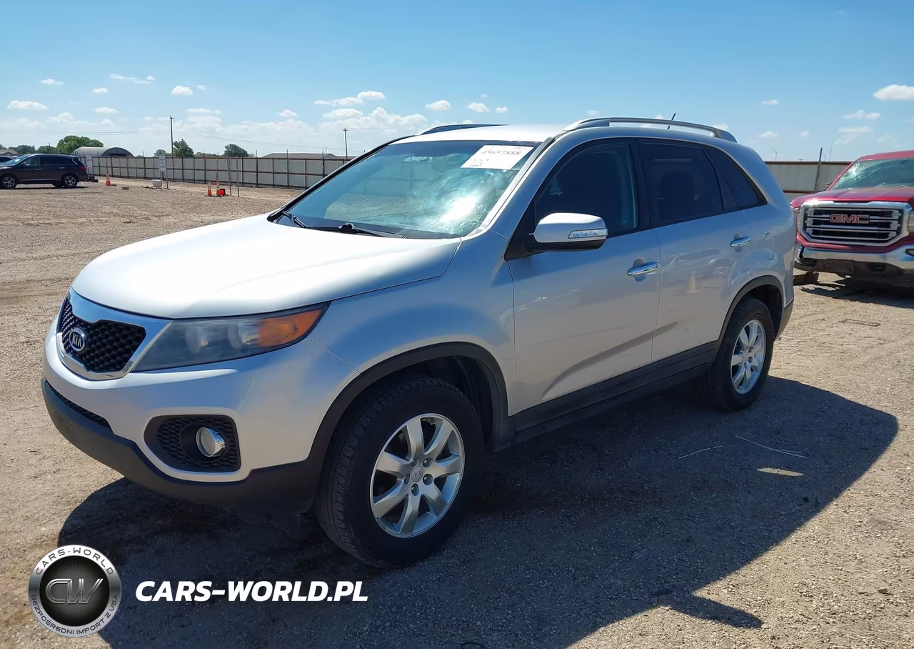 2011 Kia Sorento Lx VIN:5XYKT3A12BG140069 - 2
