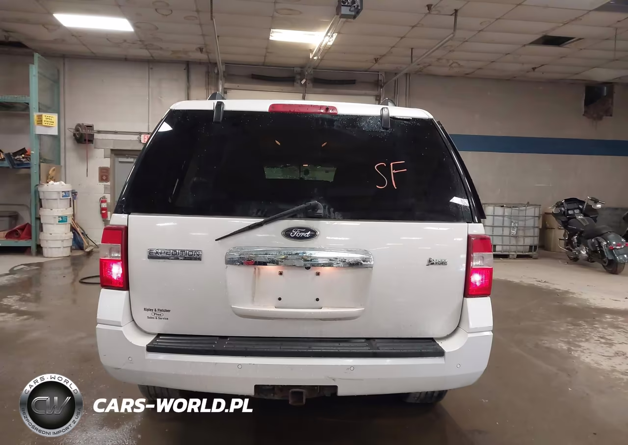 2014 Ford Expedition Limited VIN:1FMJU2A58EEF06311 - 17